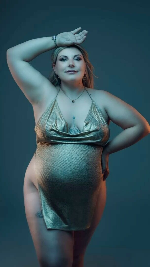 Un aperçu de cette superbe séance grossesse !

Le studio est situé à quelques minutes de Besançon.

Je suis la pour vous guider, pour vous mettre à l’aise, pour vous aider à oser !! Vous êtes belles, et ensemble, nous allons révéler votre féminité ♥️📷

#girlpower #pregnancy #pregnant #bomba #photographebesancon